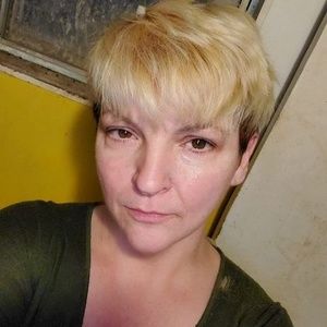 Meet your Posher, Carisa